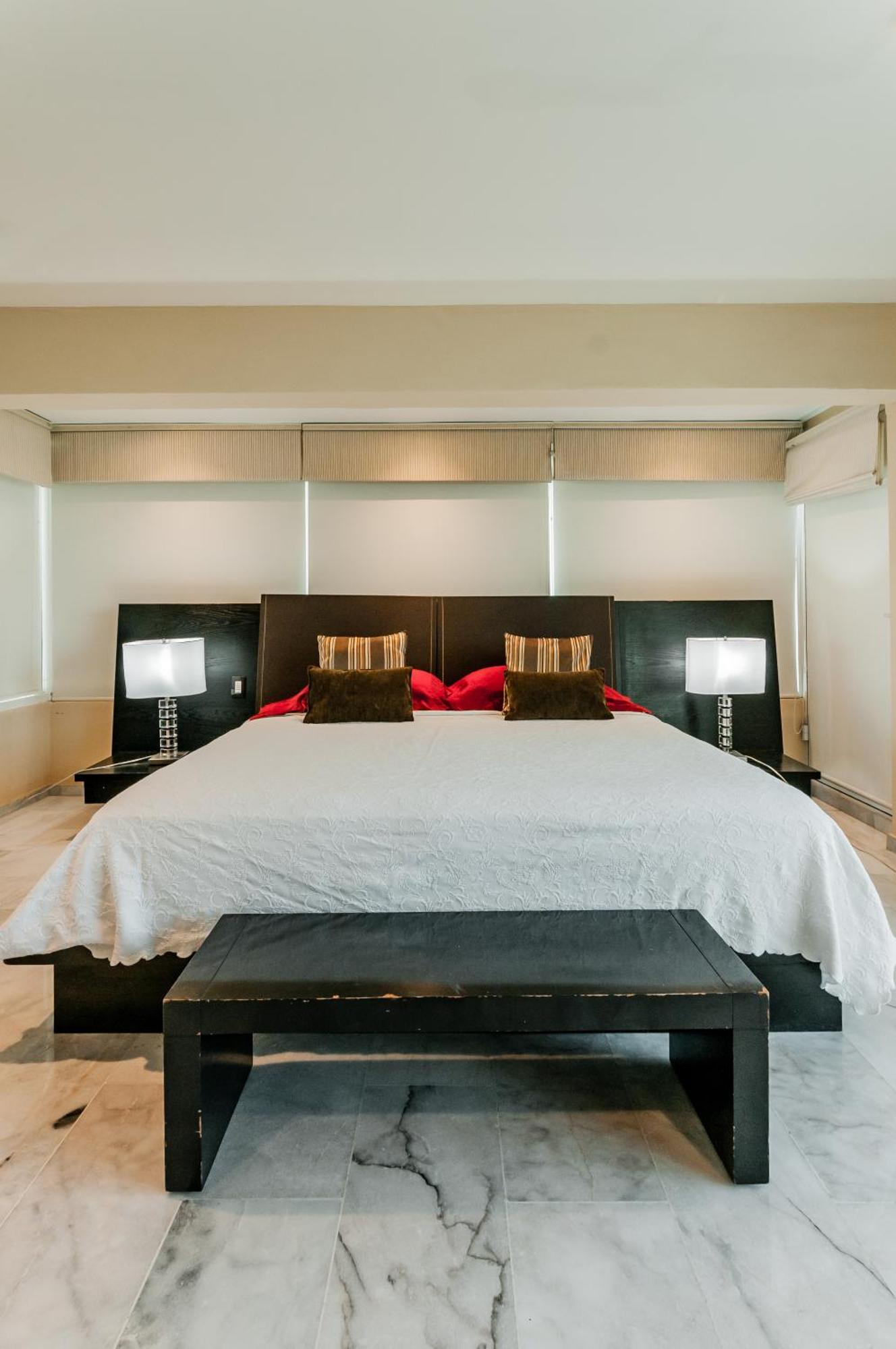 Brisas Beachfront Penthouses 坎昆 外观 照片