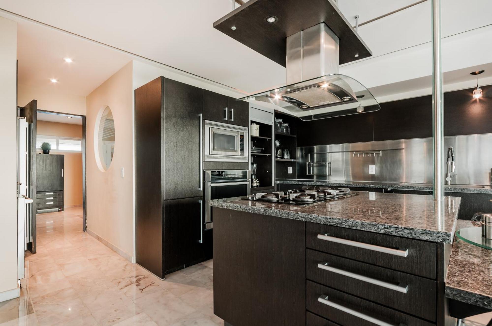 Brisas Beachfront Penthouses 坎昆 外观 照片